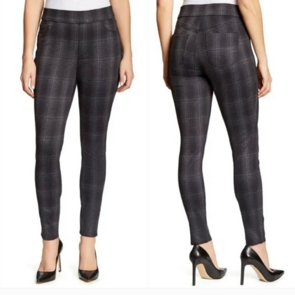 NWOT Nine West Heidi Black & Gray Crossroads Jeans